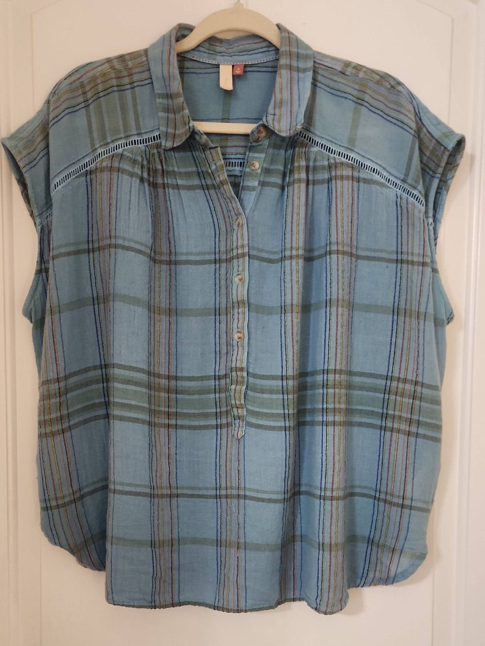 Pilcro Blue Plaid Cap Sleeve Button-Front Shirt
